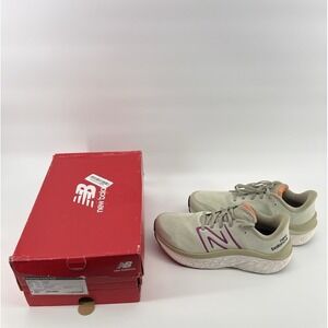 NEW BALANCE FRESH FOAM X KAIHA ROAD Green Mens 8B Women's 9.5B Sample with box